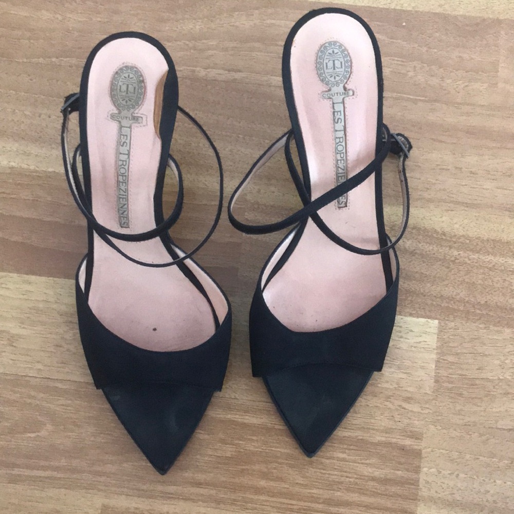 Gorgeous low heel fancy shoes